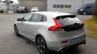 Lízing Sedan Volvo V40 2015