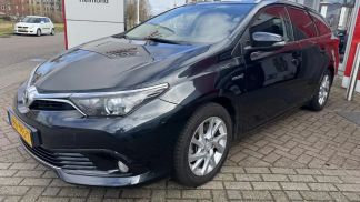 Leasing Wagon Toyota Auris 2015