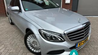 Lízing Sedan MERCEDES C 180 2015