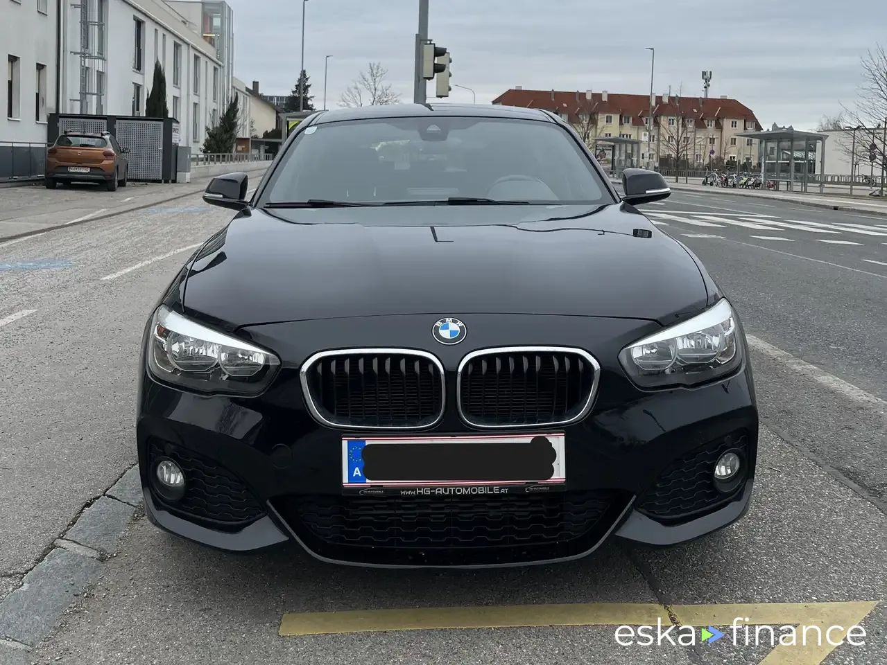 Lízing Sedan BMW 116 2015