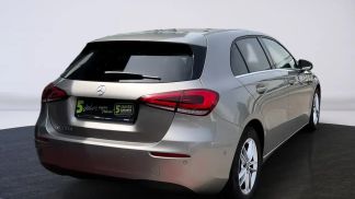 Financování Sedan MERCEDES A 180 2019