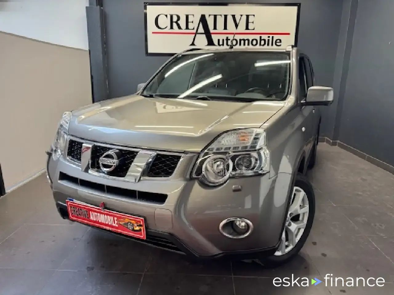 Leasing SUV Nissan X-Trail 2014