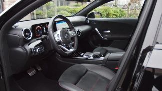 Lízing Sedan MERCEDES A 200 2019