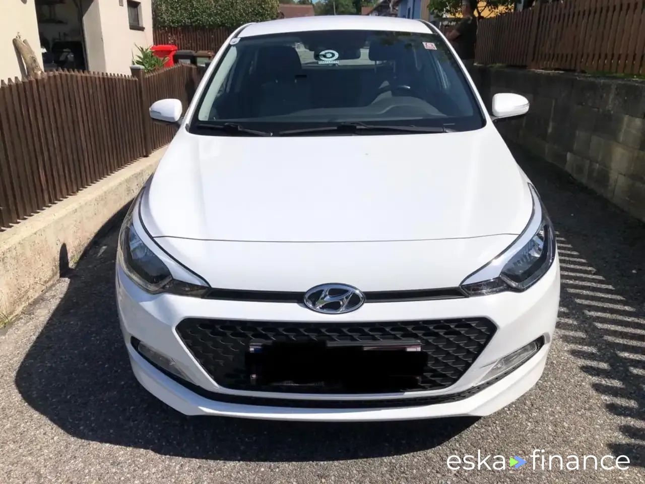 Lízing Sedan Hyundai i20 2016