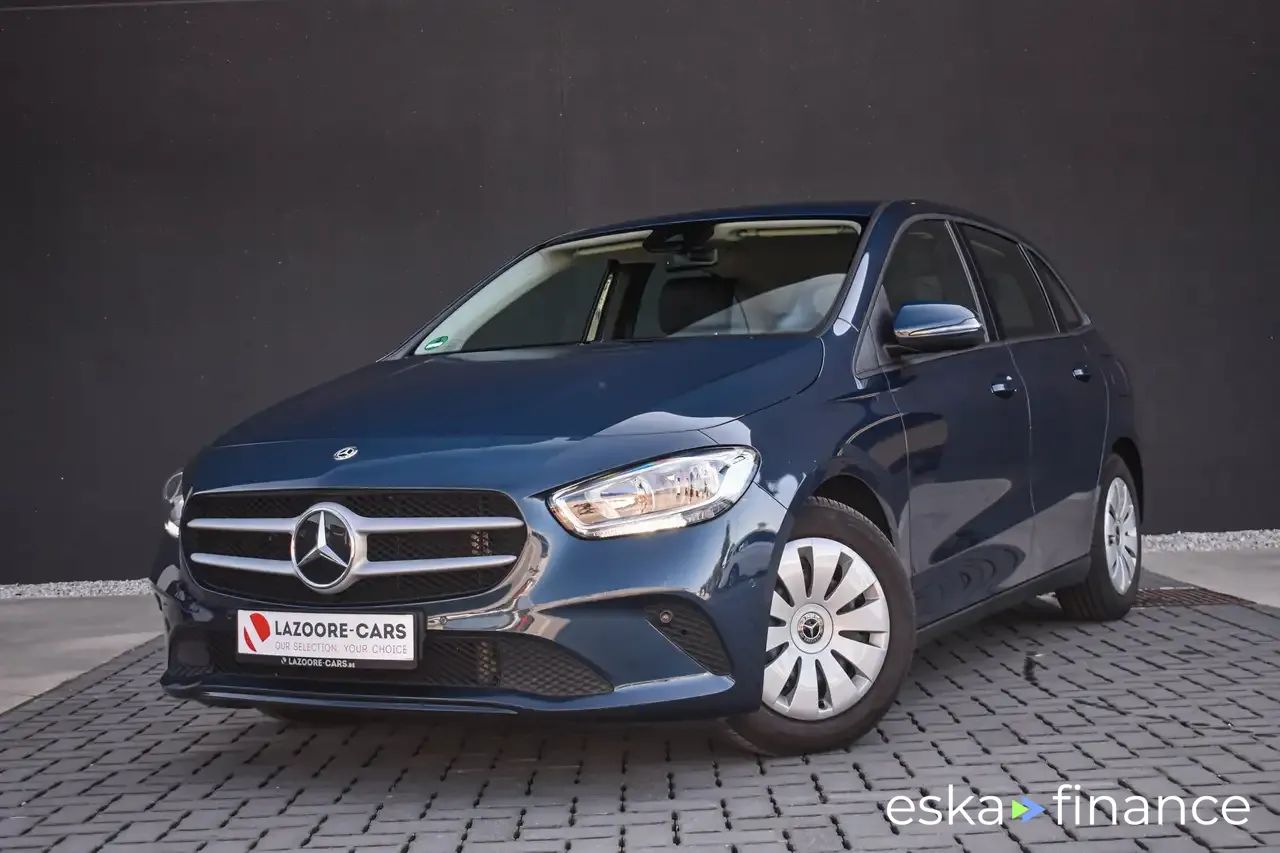 Leasing Passenger transport MERCEDES B 180 2019