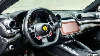 Leasing Wagon Ferrari GTC4 LUSSO 2018