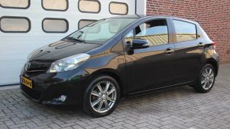 Leasing Hatchback Toyota Yaris 2013