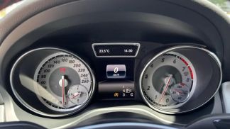 Lízing Sedan MERCEDES CLA 180 2016