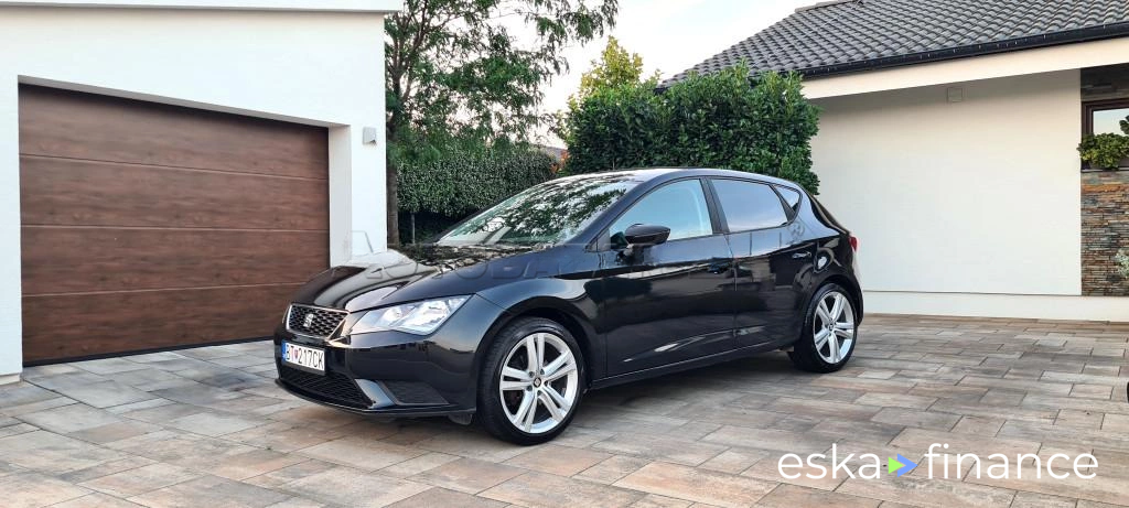 Lízing Hatchback Seat Leon 2013