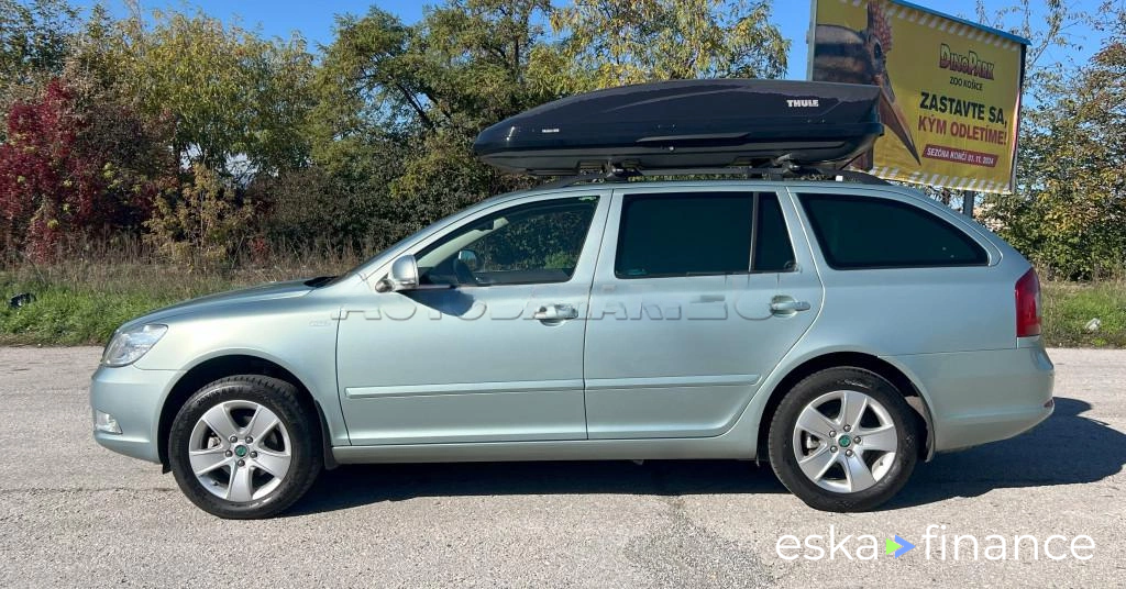 Lízing Kombi Skoda OCTAVIA COMBI 2011