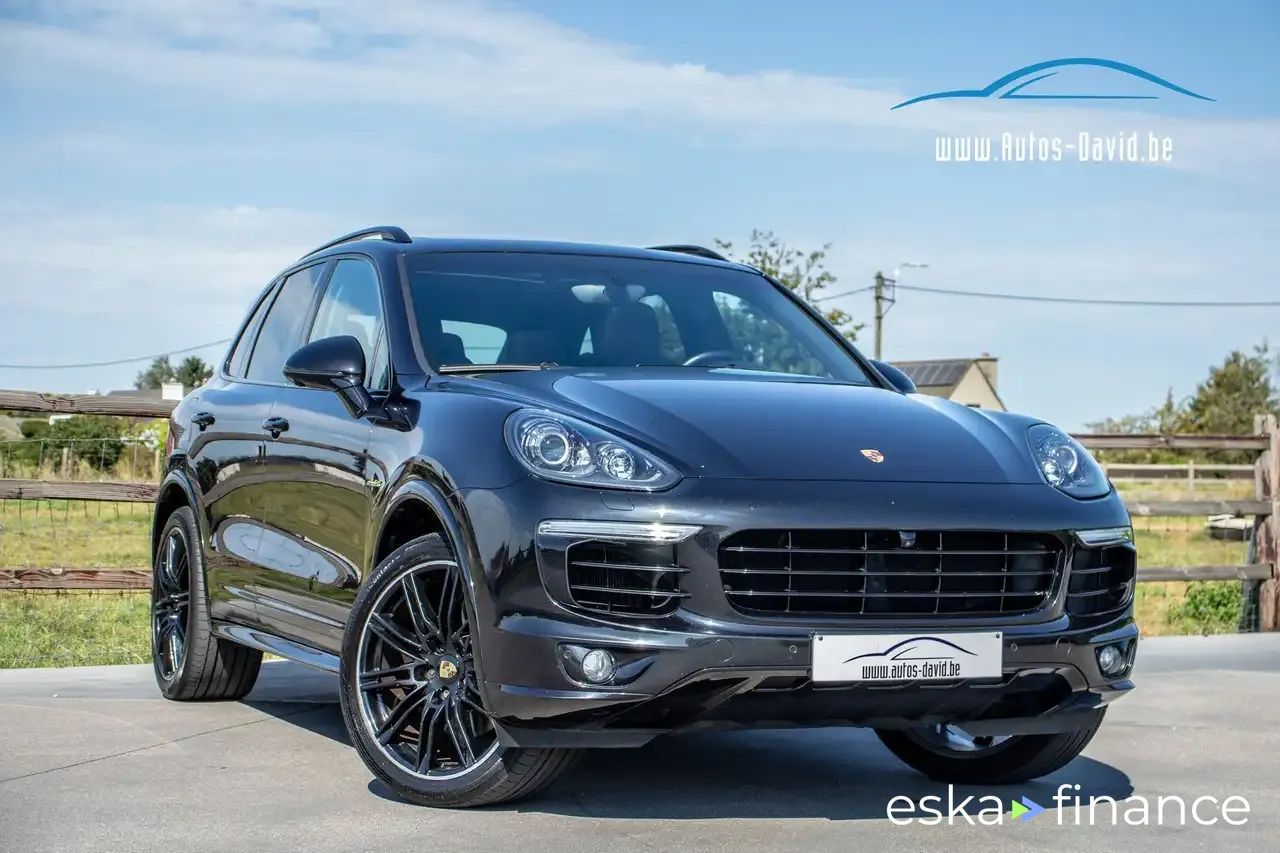 Finansowanie SUV Porsche Cayenne 2016