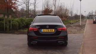 Lízing Sedan MERCEDES A 200 2019