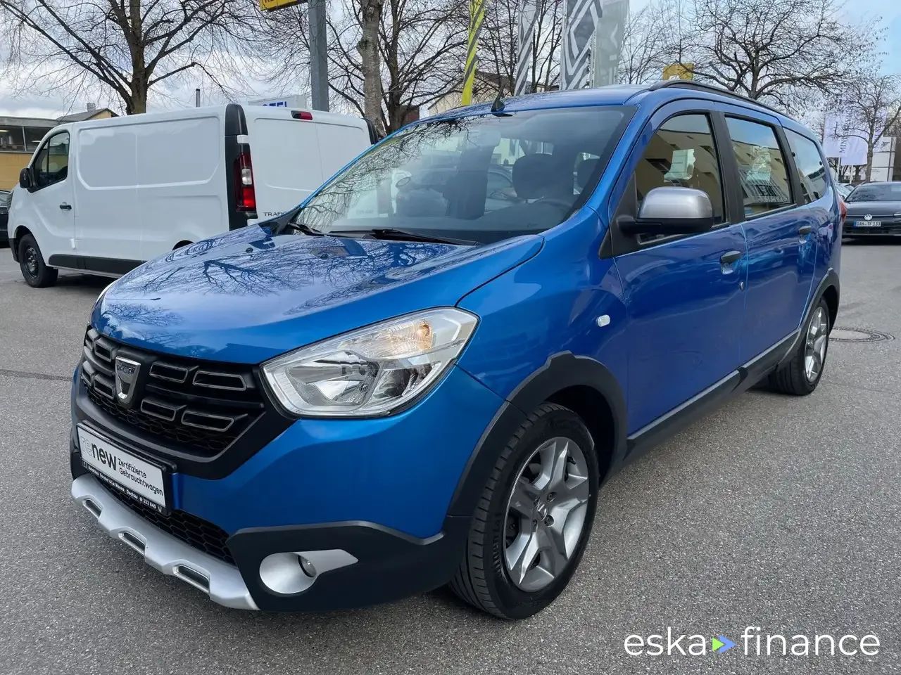 Lízing Hatchback Dacia Lodgy 2019
