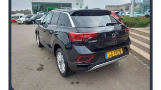 Financování Sedan Volkswagen T-Roc 2025