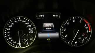 Financování Hatchback MERCEDES B 180 2014