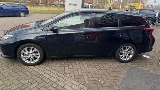 Leasing Wagon Toyota Auris 2015