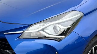 Leasing Sedan Toyota Yaris 2018
