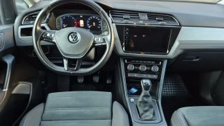 Lízing Hatchback Volkswagen Touran 2022