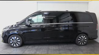 Lízing Hatchback MERCEDES V 300 2024