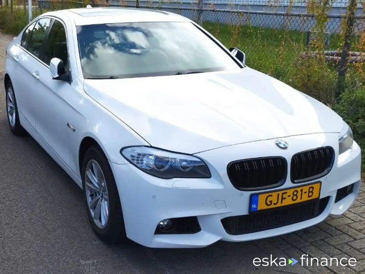 Lízing Sedan BMW 528 2012