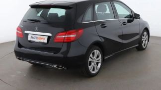 Lízing Hatchback MERCEDES B 180 2016