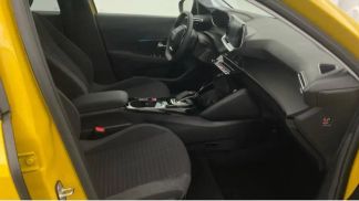 Lízing Sedan Peugeot 208 2021
