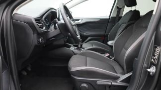 Lízing Sedan Ford Focus 2022