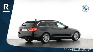 Lízing Kombi BMW 530 2018