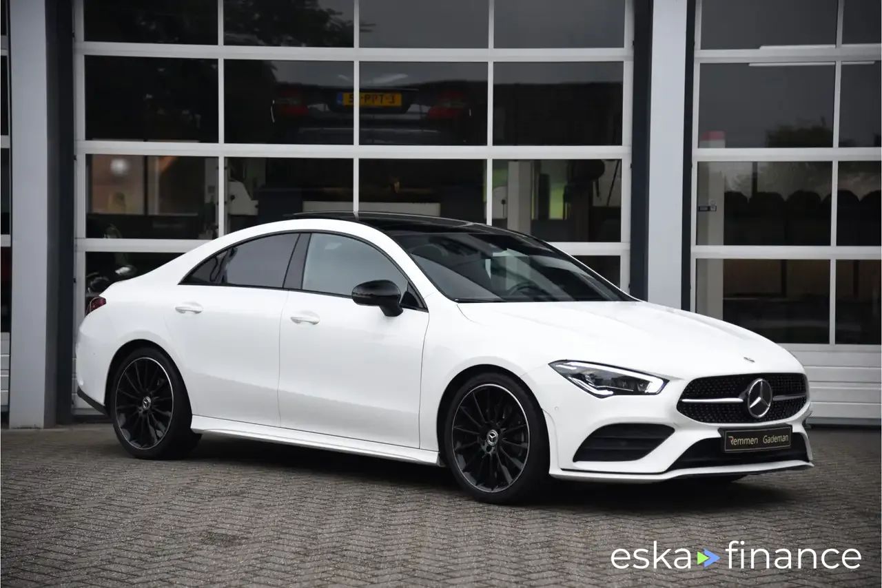 Finansowanie Sedan MERCEDES CLA 200 2020