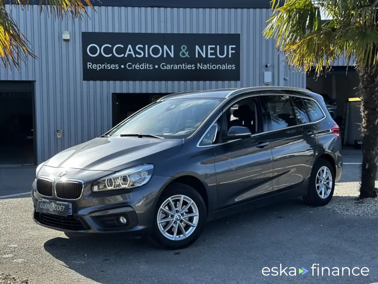 Leasing Le transport des passagers BMW 216 2018