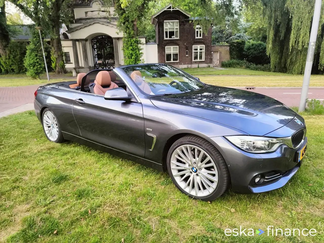 Financování Konvertibilní BMW 428 2015