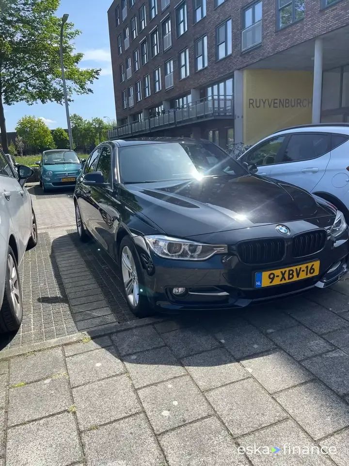 Leasing Sedan BMW 316 2014