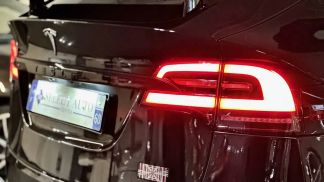 Financování Konvertibilní Tesla Model X 2022