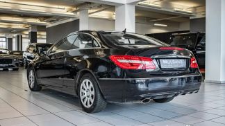 Financování Kupé MERCEDES E 220 2011
