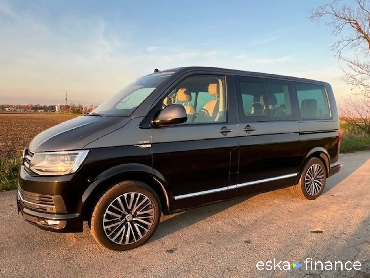 Lízing Hatchback Volkswagen T6 Multivan 2017
