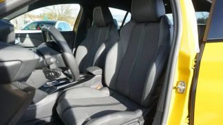 Lízing Hatchback Peugeot E-208 2022