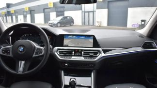 Lízing Kombi BMW 320 2021