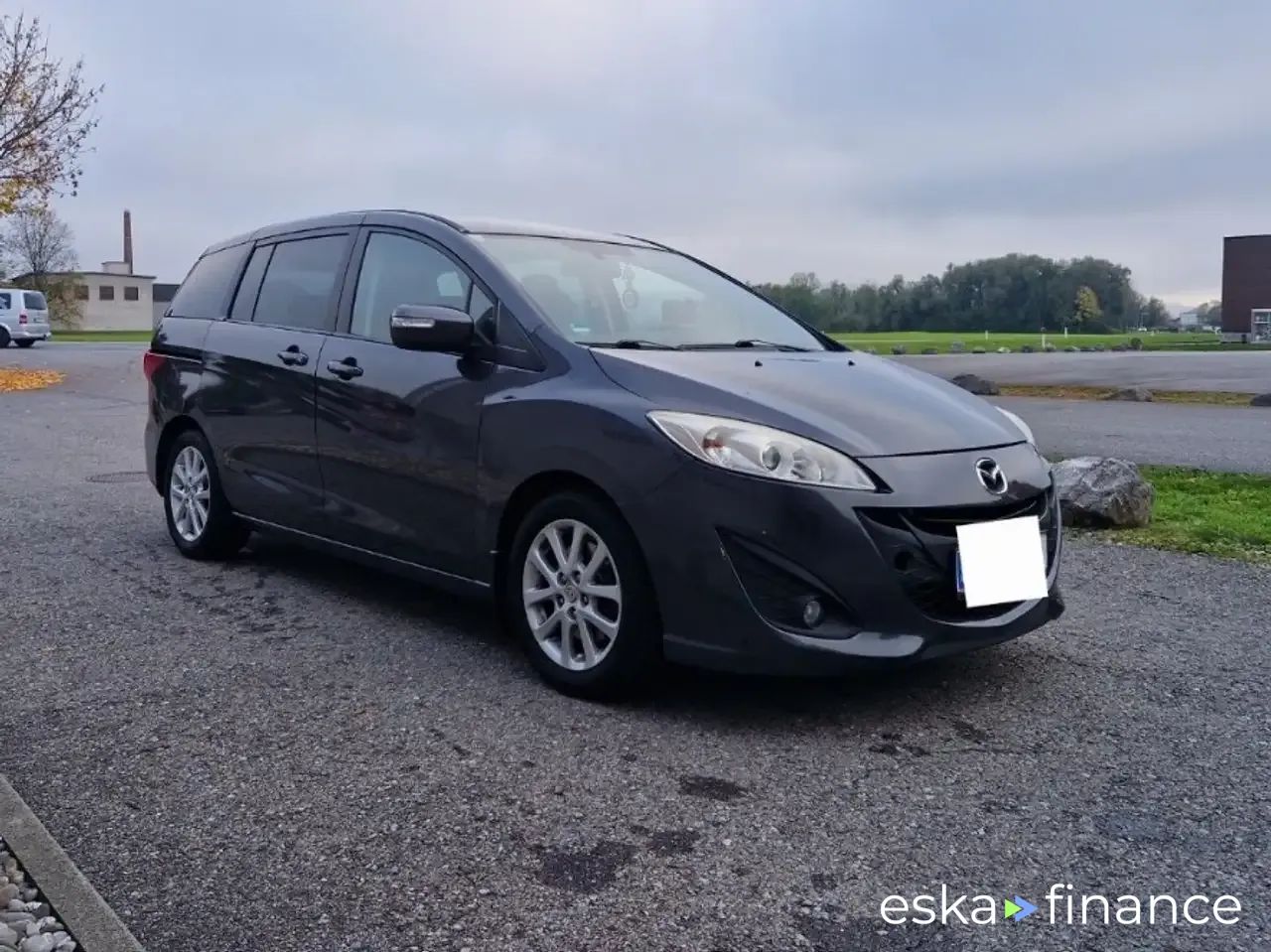 Lízing Hatchback Mazda 5 2014
