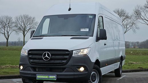 Mercedes-Benz SPRINTER 317 2024