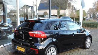 Lízing Hatchback Kia Rio 2016