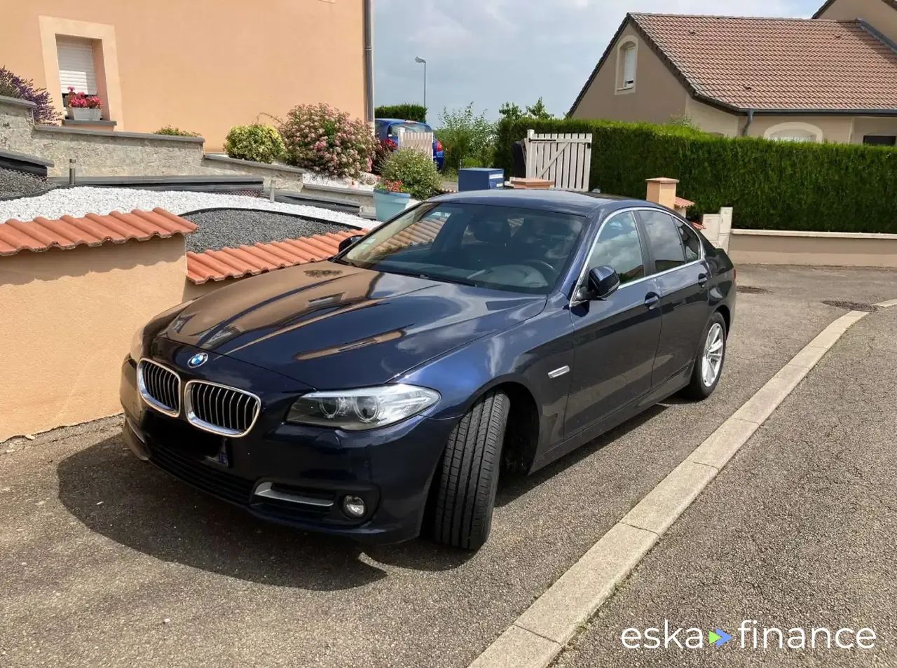 Lízing Sedan BMW 520 2016