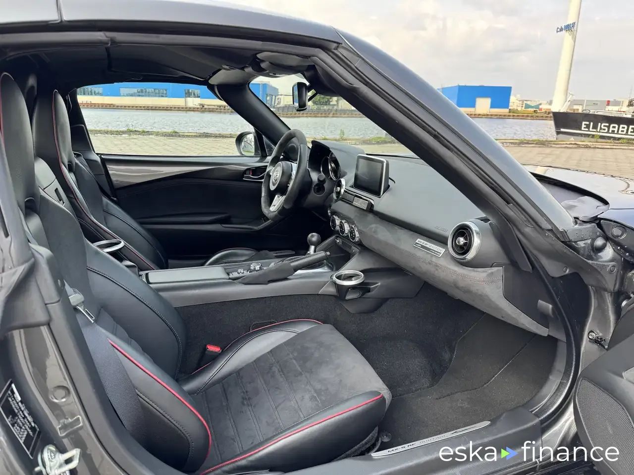 Financování Konvertibilní Mazda MX-5 2017