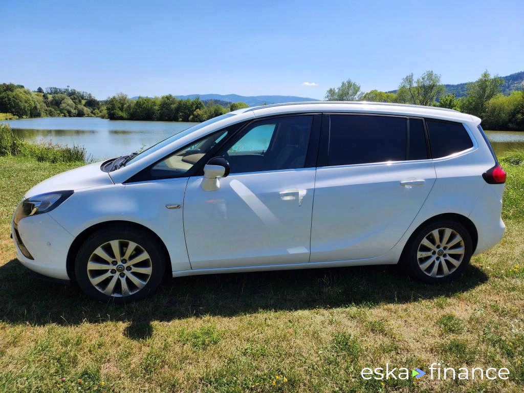 Finansowanie Transport pasażerów Opel Zafira Tourer 2014