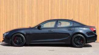 Lízing Sedan Maserati Ghibli 2016