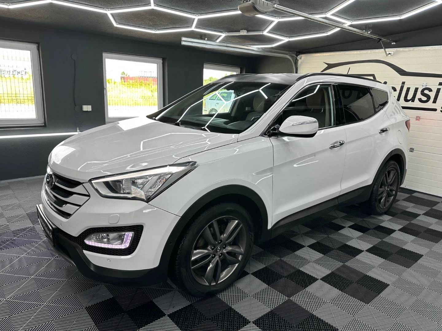 Leasing SUV Hyundai Santa Fe 2015