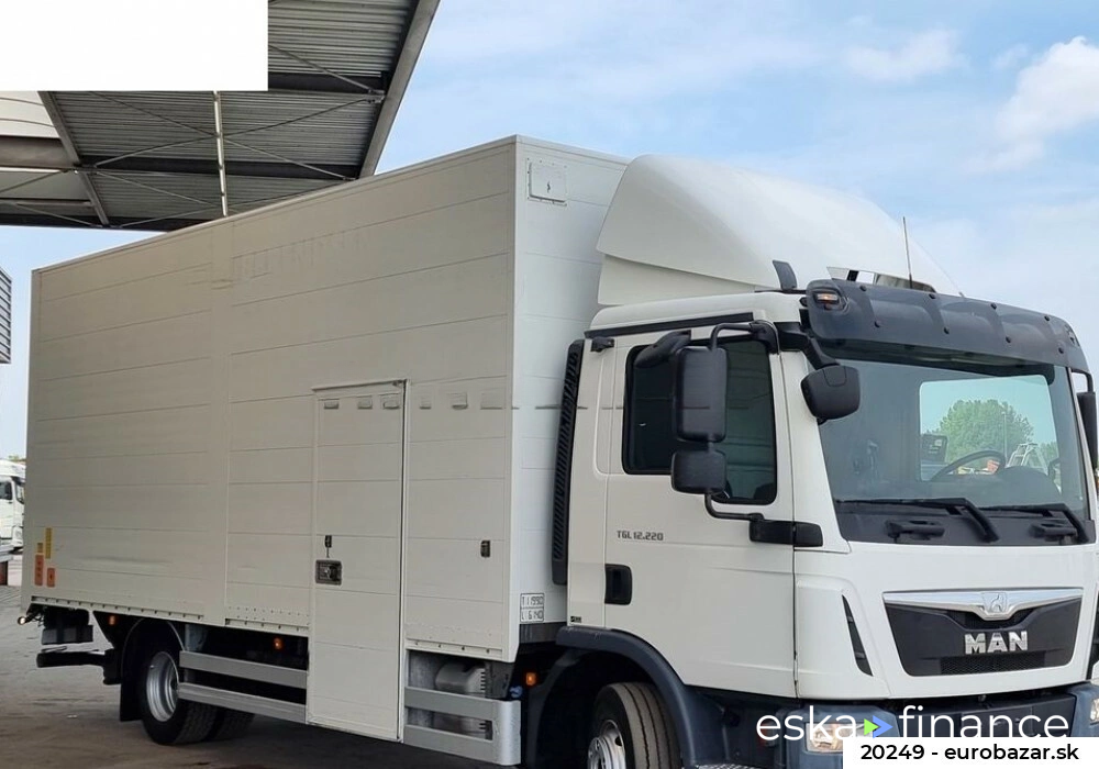 Leasing Camion fermé TGL 12.220 2014