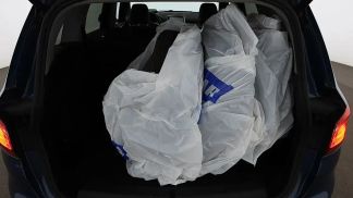 Lízing Hatchback BMW 220 2022