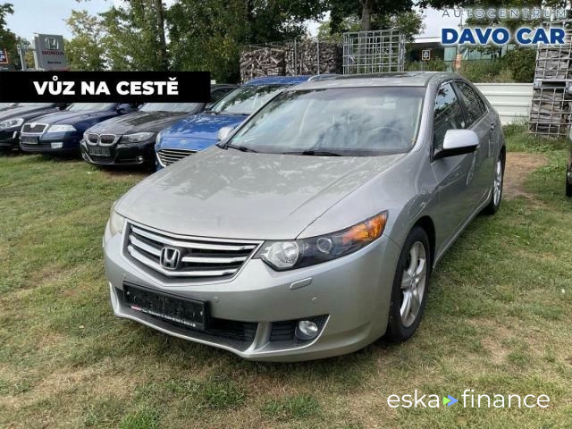 Finansowanie Van Honda Accord 2010