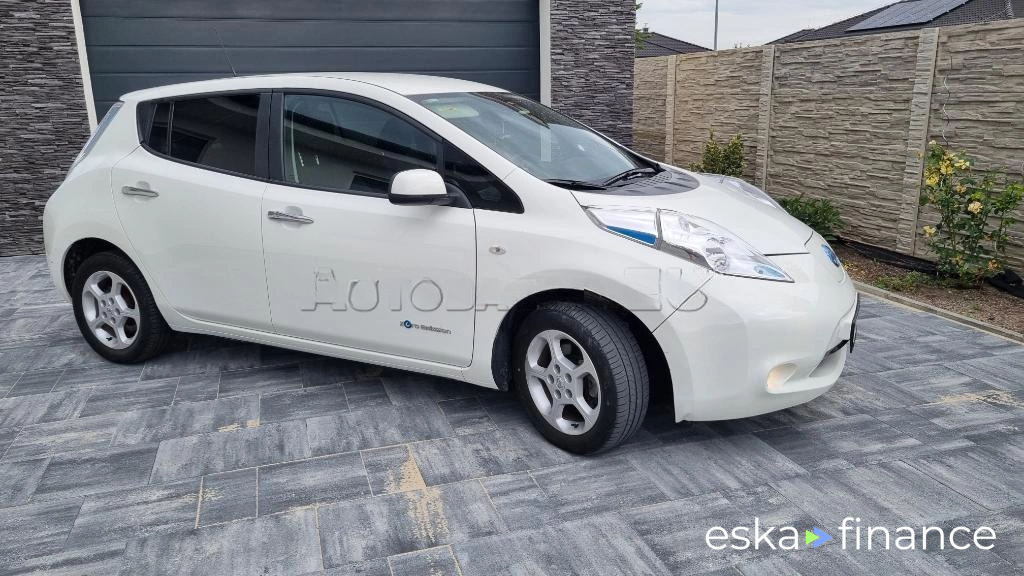 Lízing Hatchback Nissan Leaf 2017