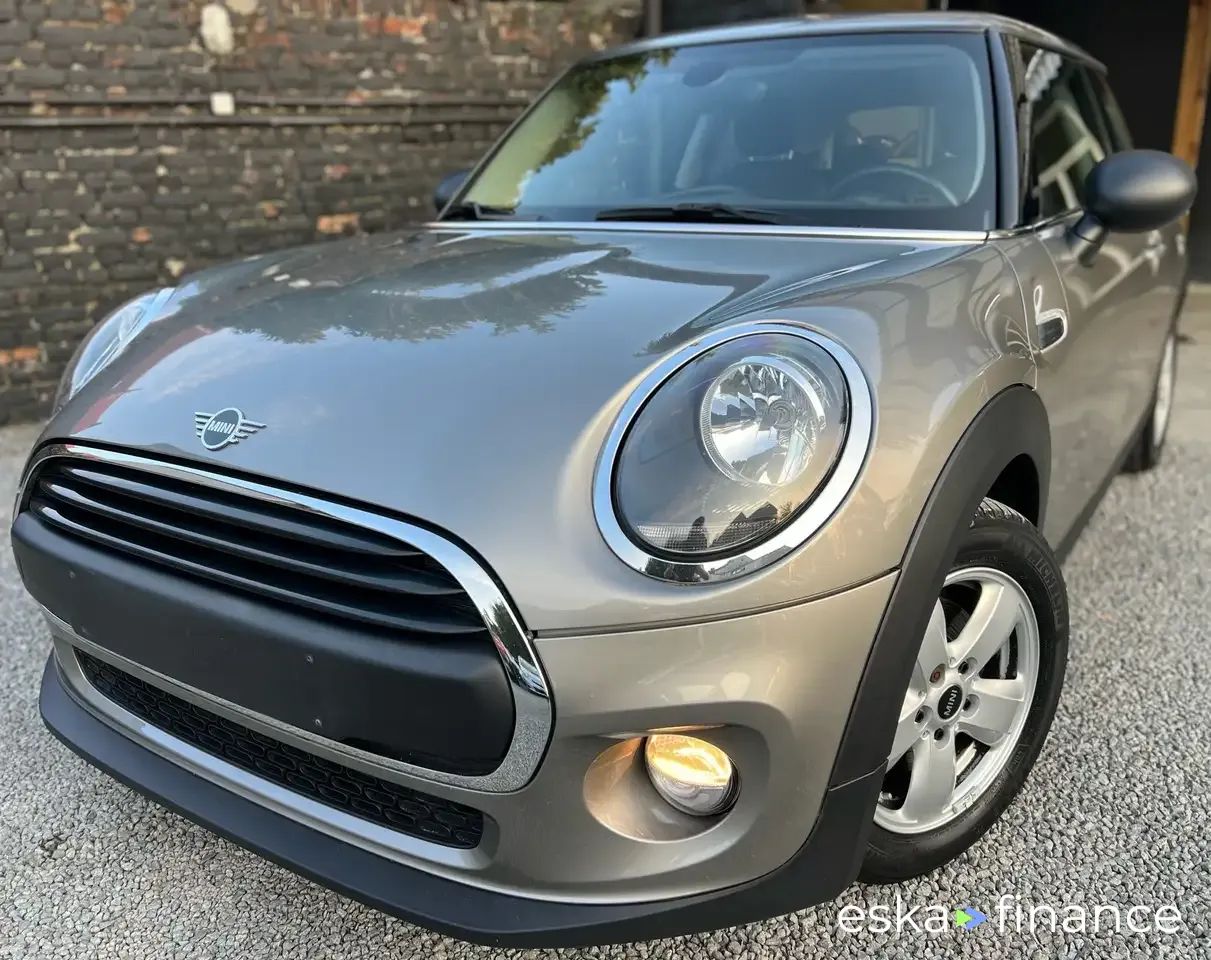 Leasing Sedan MINI ONE 2019